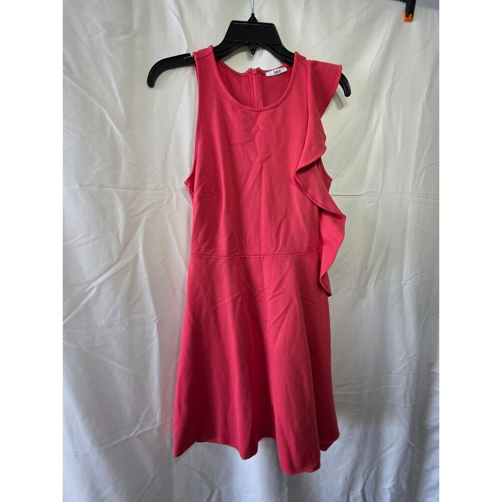 BCBG Red Sleeveless Ruffle Sheath Dress Size M Knee Length Zipper Back